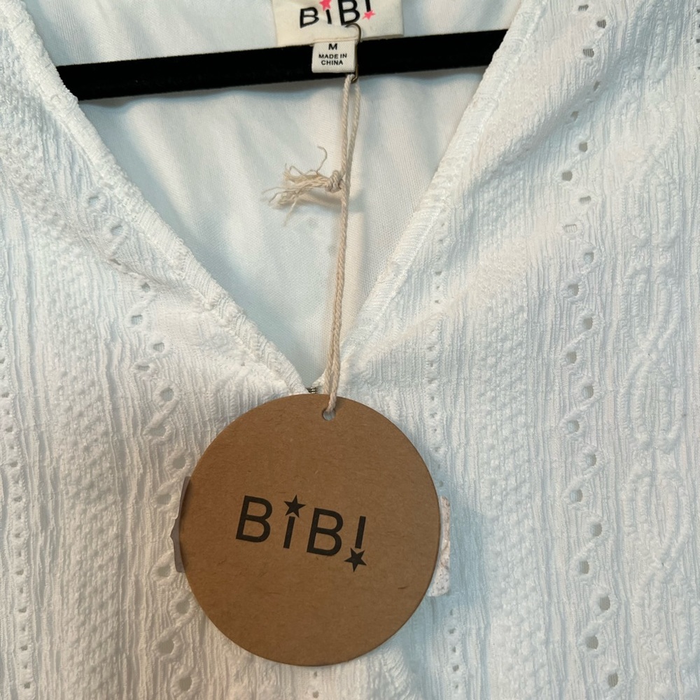 BiBi ivory smocked top in size medium. - Picture 2 of 6